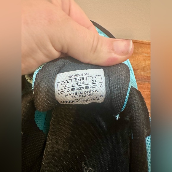 Xero Shoes 360 Women's Barefoot Cross-Training Sky Blue and Black Size 10 - Picture 5 of 7